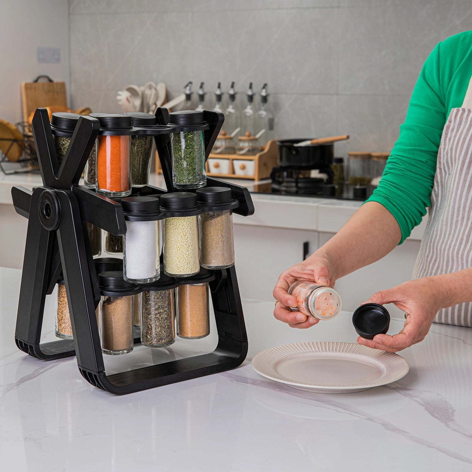 Rotating spice rack